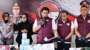 polresta-bandung-bongkar-gudan-1785471450630
